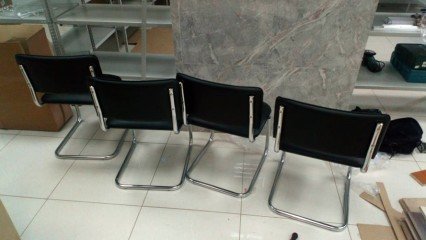 Офисные стулья для посетителей